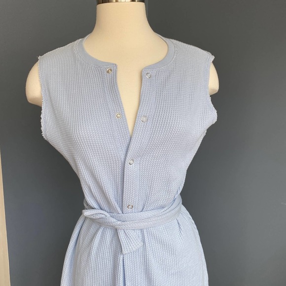 Zara light blue textured weave midi dress with button down front and waist tie - Picture 5 of 10